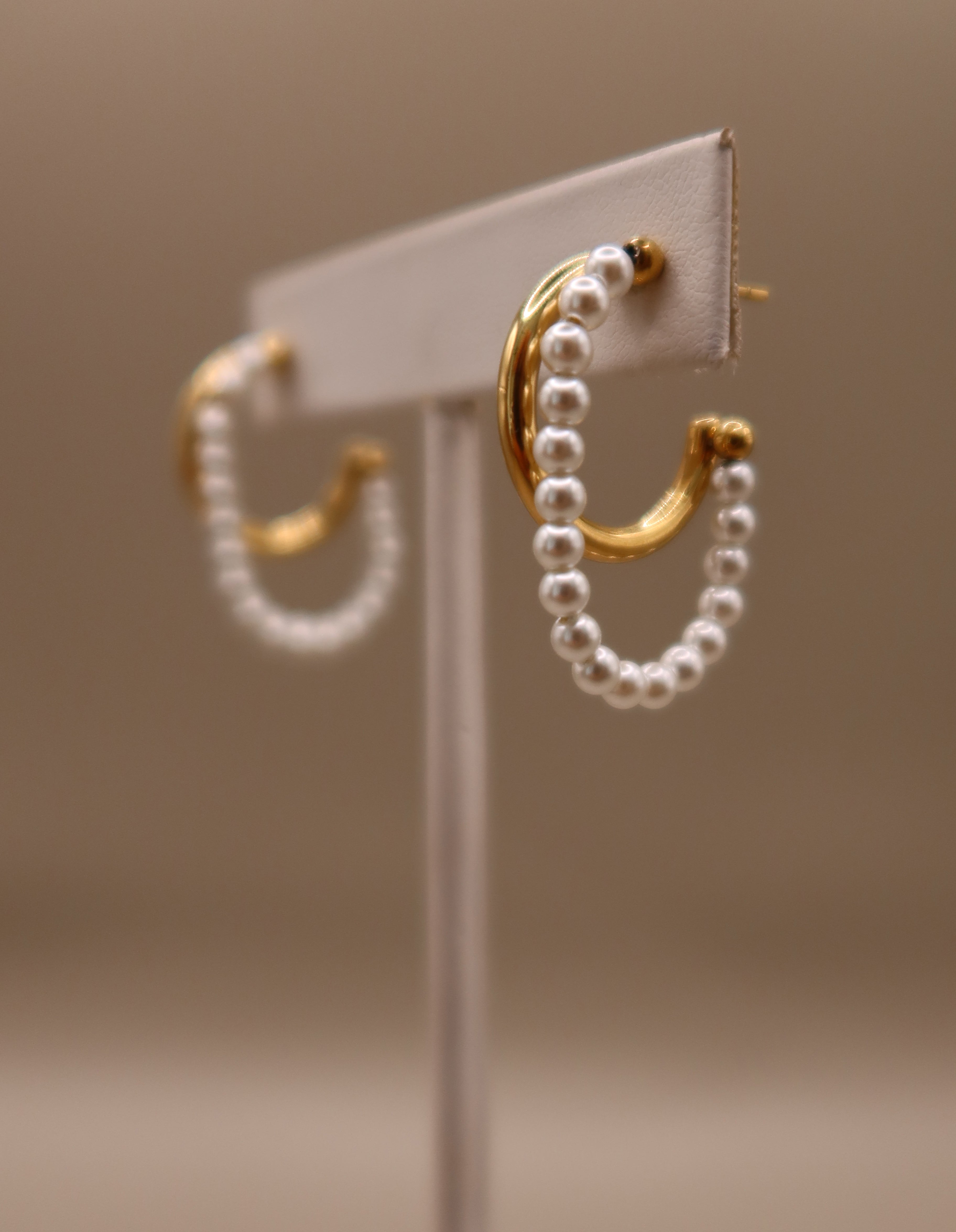 Aretes Avanna
